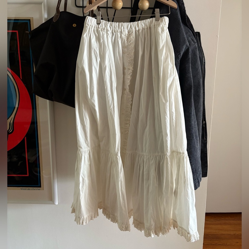Doen skirt (read description) medium